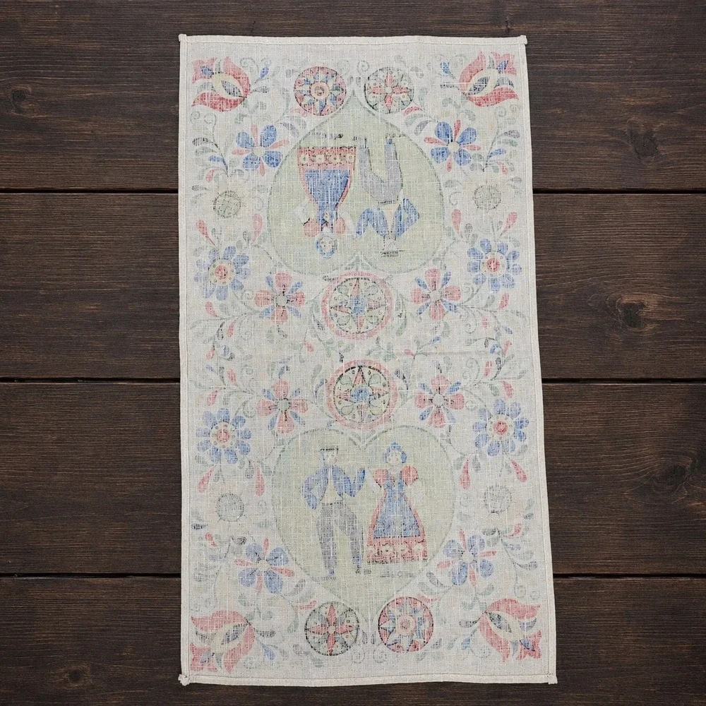 N/A vintage linen